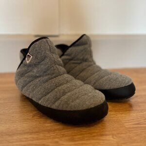 Women's North Face Traction Booties - Size 8